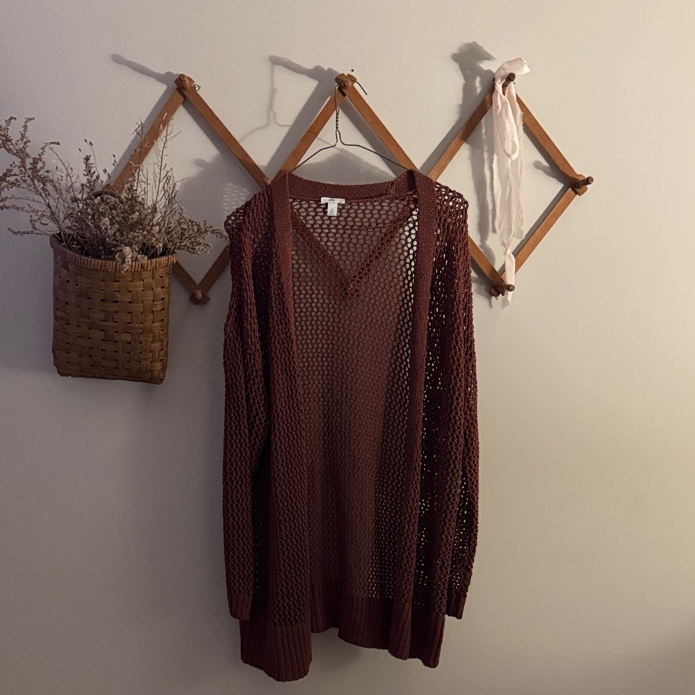 dip Open Knit Cardigan in Rich Brown